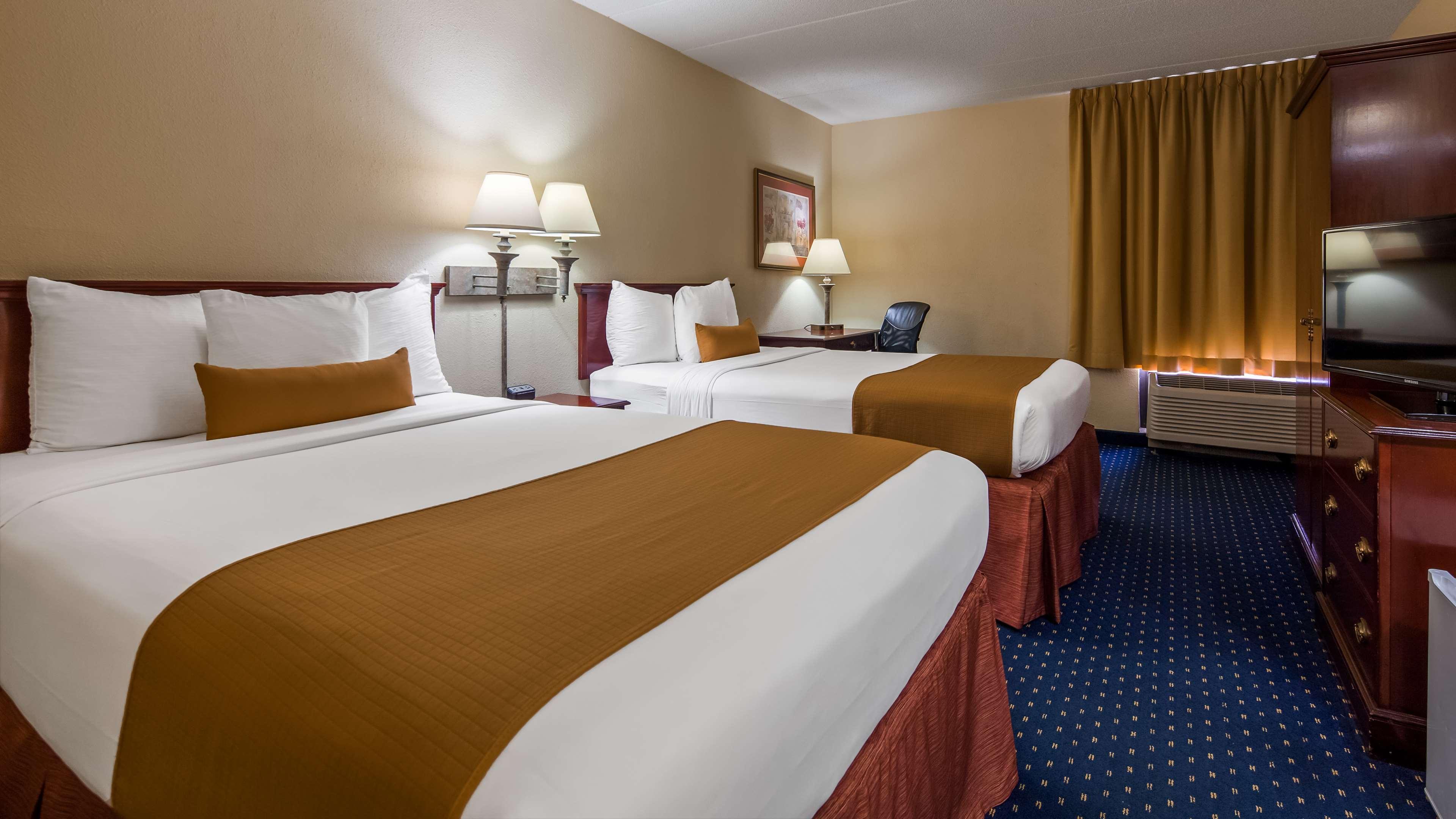 Surestay Plus Hotel By Best Western Chicago Ломбард Экстерьер фото