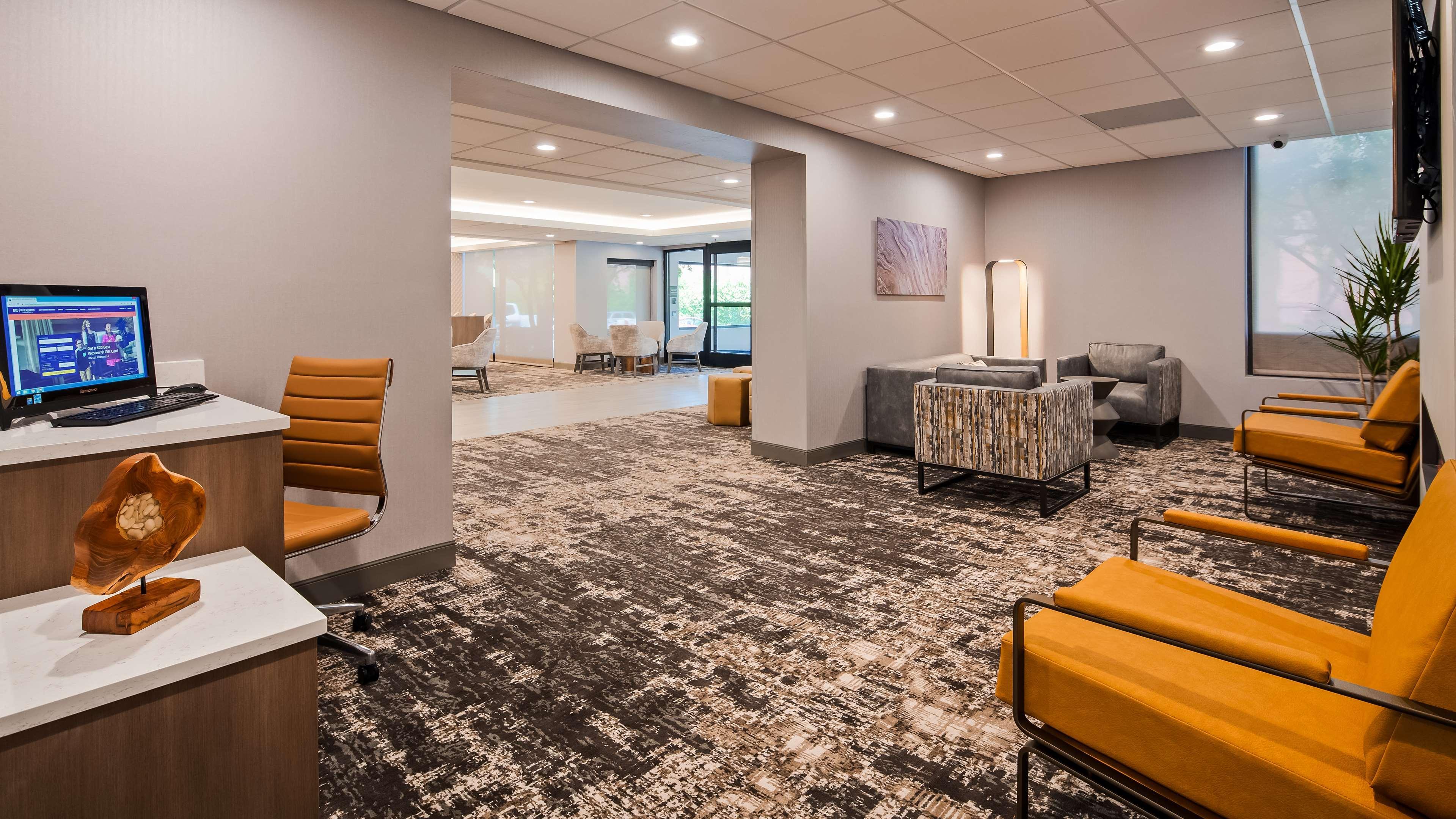 Surestay Plus Hotel By Best Western Chicago Ломбард Экстерьер фото