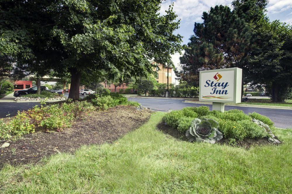 Surestay Plus Hotel By Best Western Chicago Ломбард Экстерьер фото